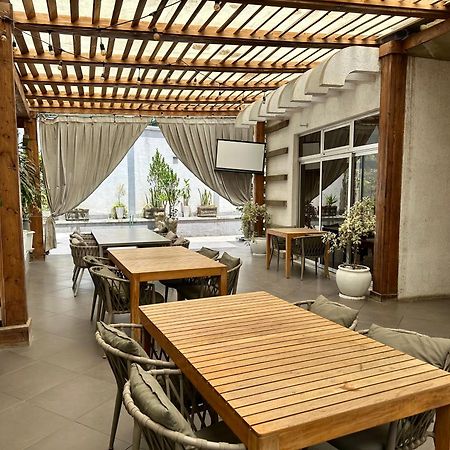 Social House Bed & Breakfast Addis Ababa Bagian luar foto