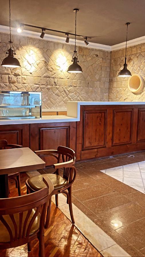 Social House Bed & Breakfast Addis Ababa Bagian luar foto