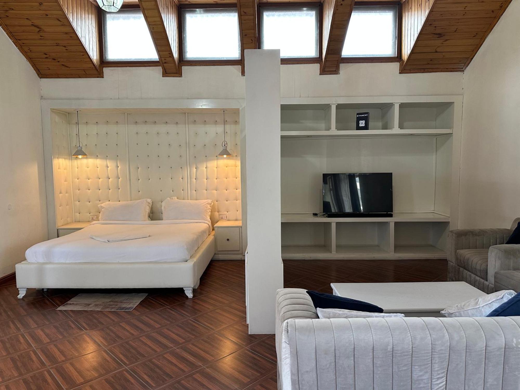 Social House Bed & Breakfast Addis Ababa Bagian luar foto