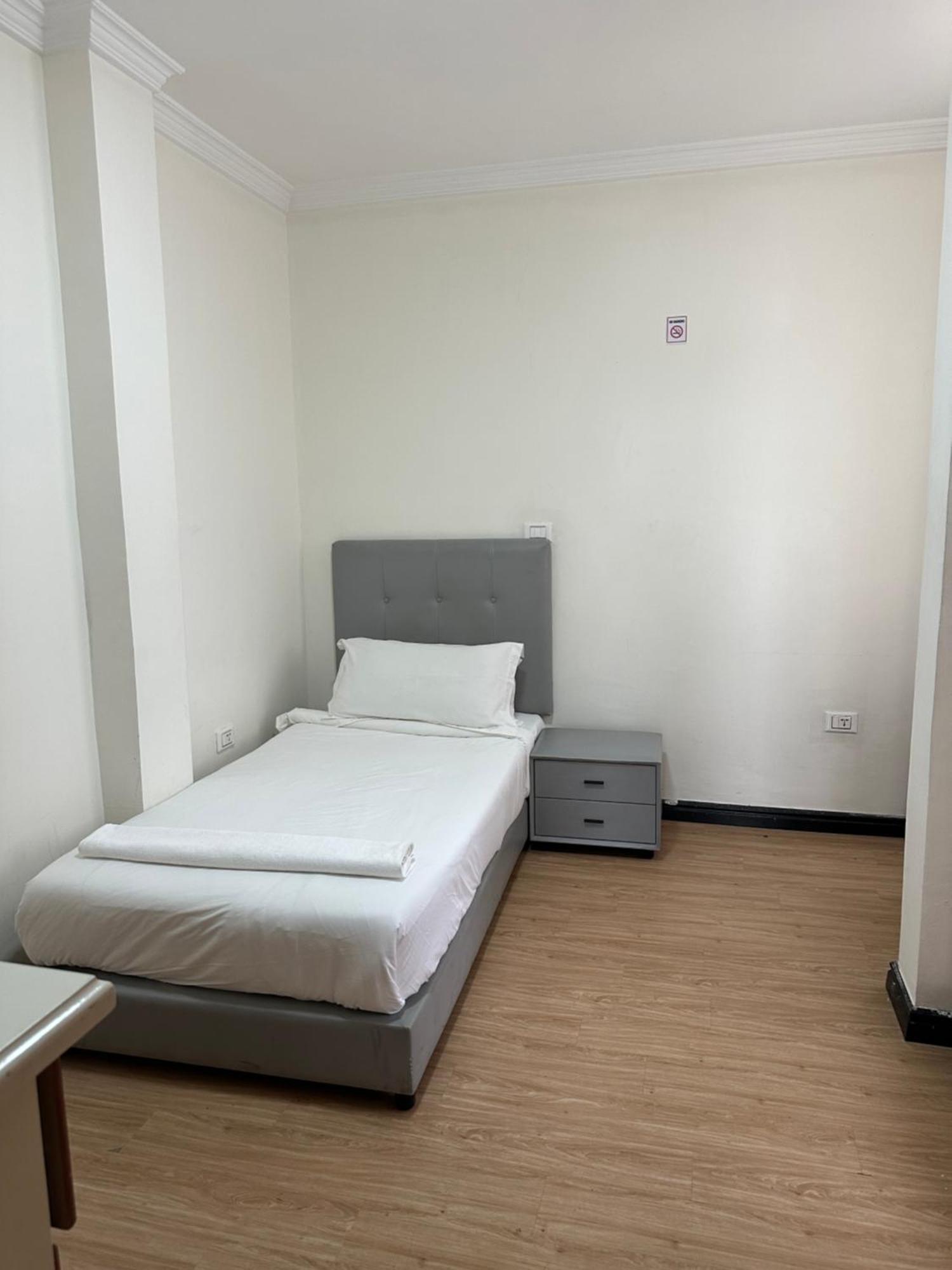 Social House Bed & Breakfast Addis Ababa Bagian luar foto