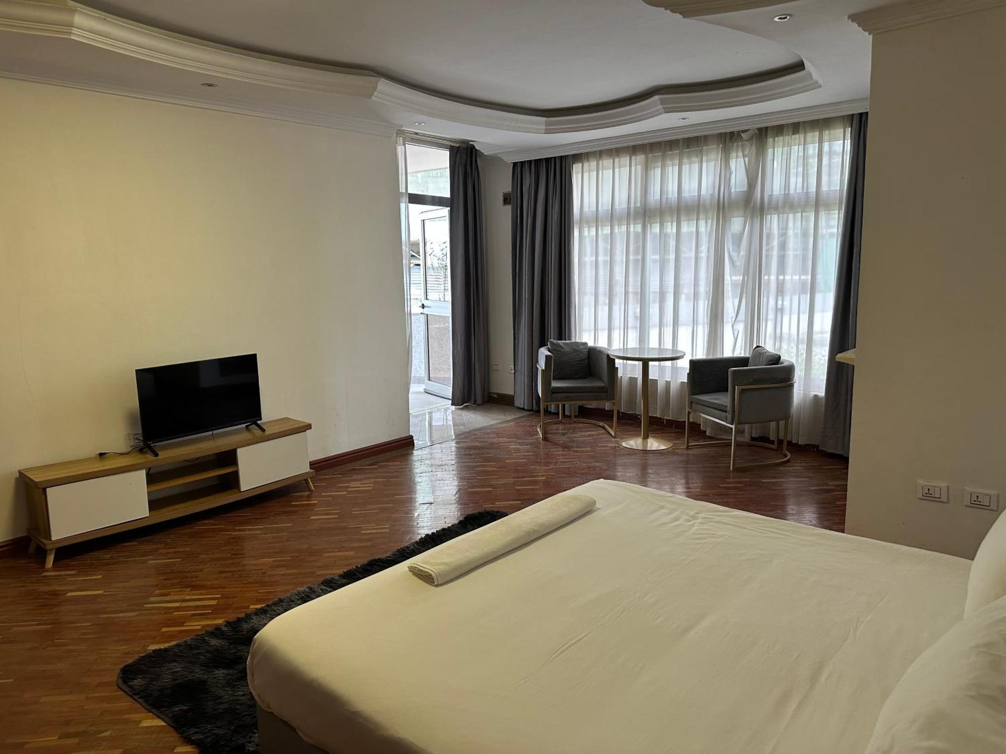 Social House Bed & Breakfast Addis Ababa Bagian luar foto